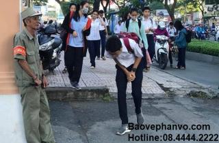 QUY ĐỊNH VỀ CHỨC NĂNG VÀ QUYỀN HẠN CỦA NGƯỜI BẢO VỆ TRƯỜNG HỌC